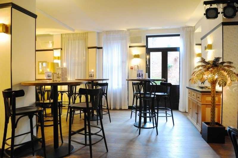 Latroupe Le Berger 호텔 Saint-Gilles 레스토랑 사진