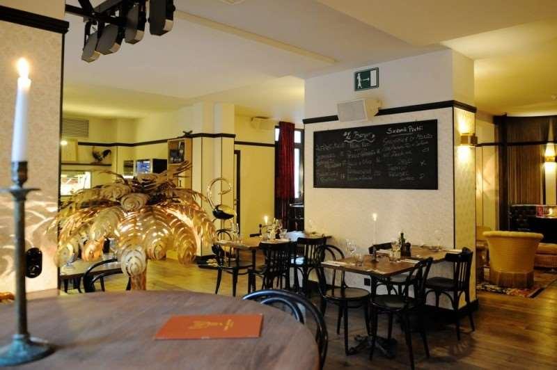 Latroupe Le Berger 호텔 Saint-Gilles 레스토랑 사진